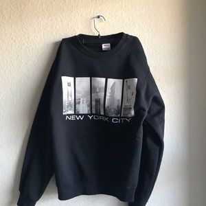 Black New York City sweatshirt!
